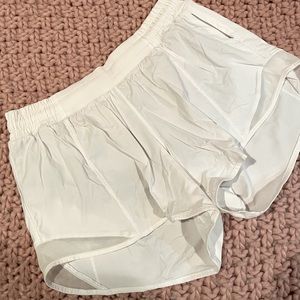 LULULEMON white shorts